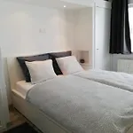 Apartment Vlak Aan Zee Ostend
