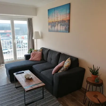 Apartment Vlak Aan Zee