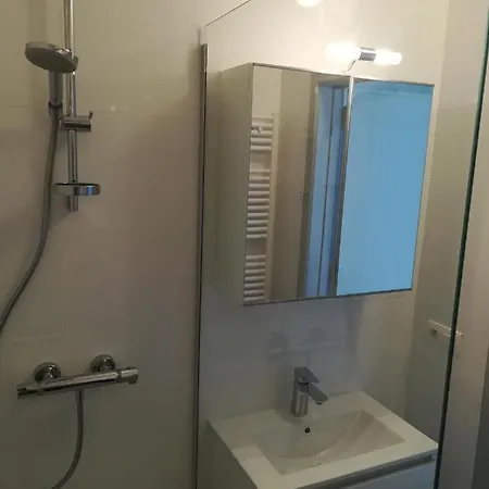 Vlak Aan Zee * Oostende